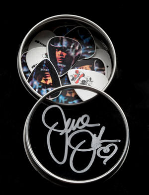 Guitar Picks in Autographed Tin